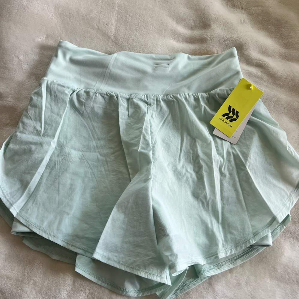 All in motion women’s Small Mint Athletic Shorts NWT